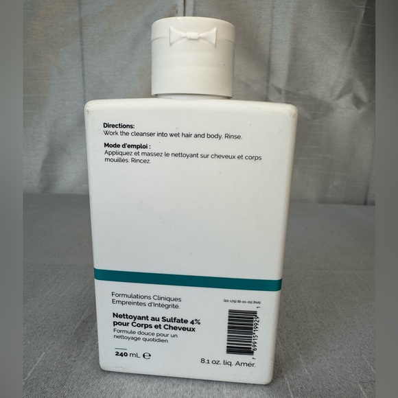 The Ordinary Hair Care Cleanser - Picture 2 of 4